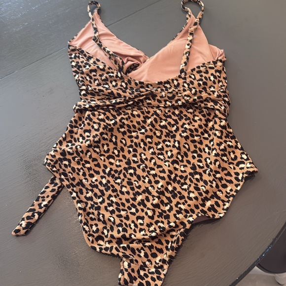 Aerie leopard one piece - Picture 7 of 9